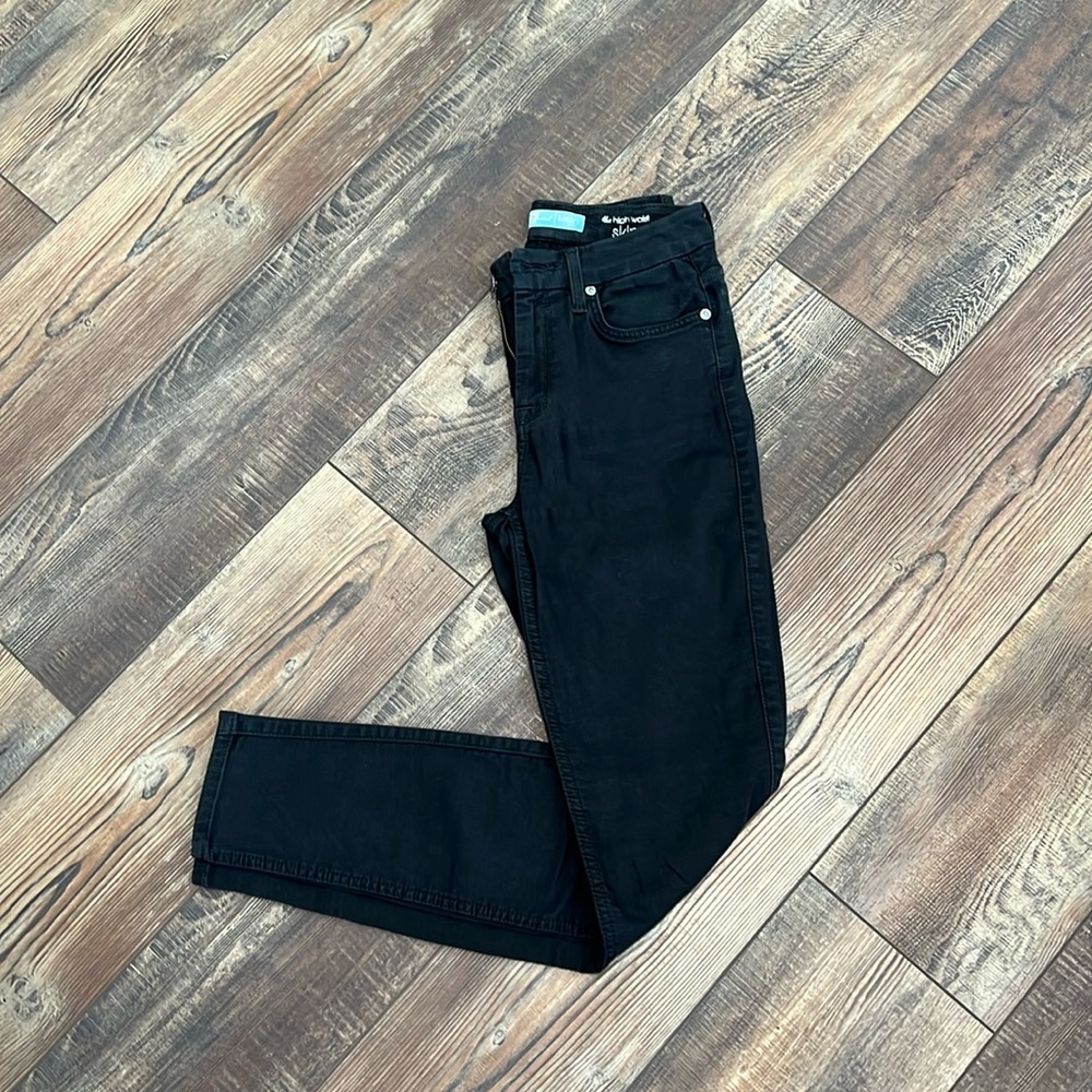 Black skinny jeans